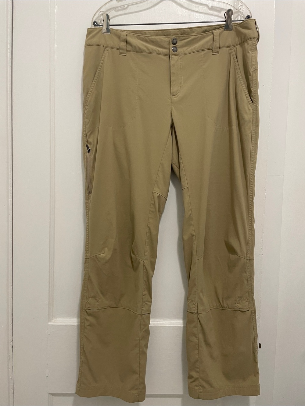Columbia Women's Khaki Straight-Leg Outdoor Pants